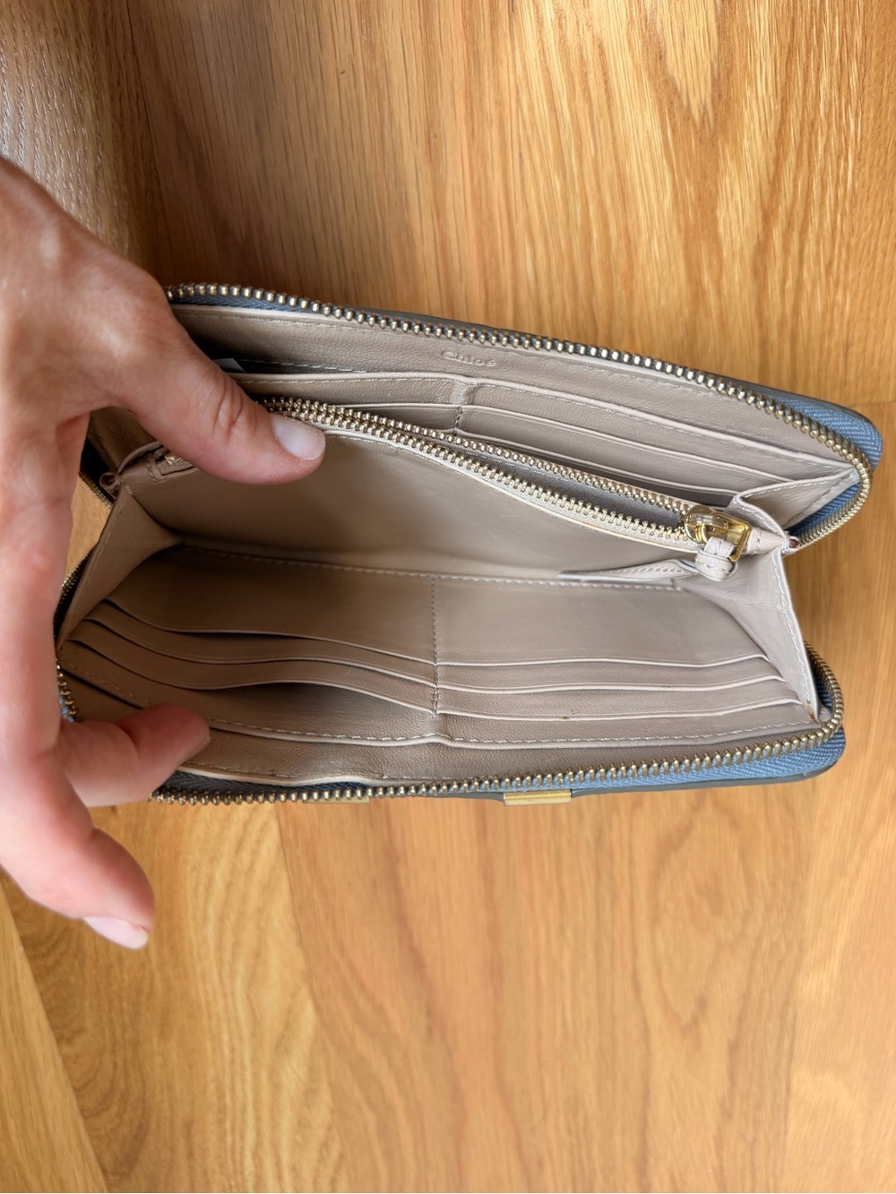 Chloé Marcie Cashmere Gray Pebbled Leather Zip Wallet with Gold Accents - Picture 10 of 11